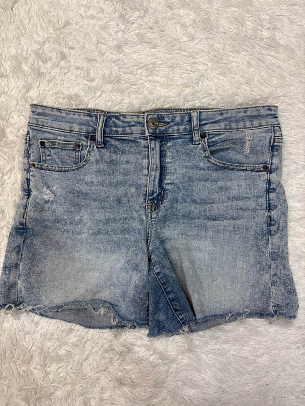 American Eagle Blue Wash Mid Denim Shorts
